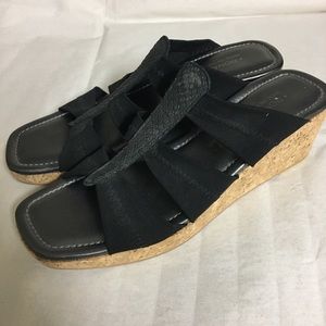 Donald j Pliner black shoes size 8.5